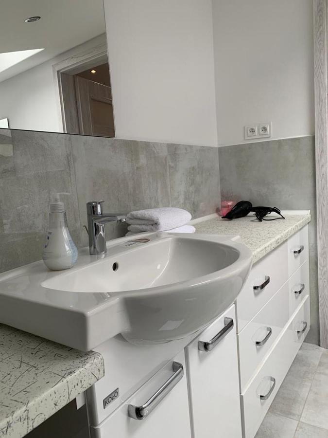 Look Of Dreams - Apartamenty Sloneczny I Ksiezycowy Bedzin Luaran gambar